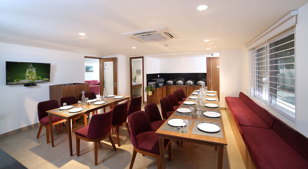 Lilac Hotel, 5th Block Jayanagar 21/25