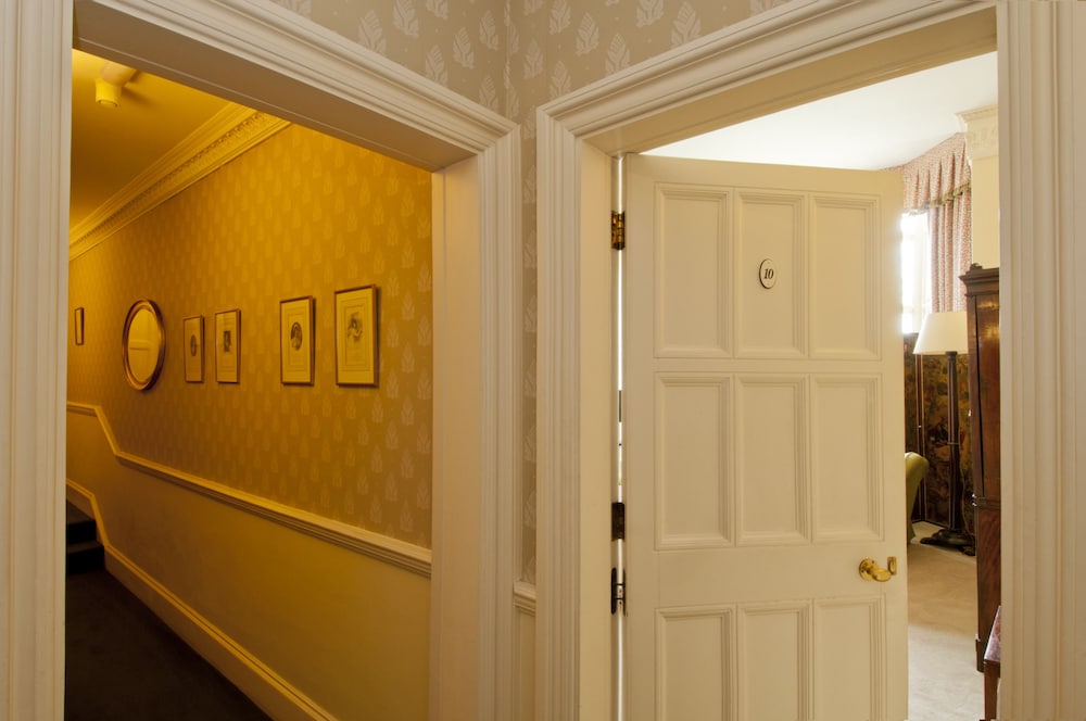 Hartwell House Amp Spa 27/70