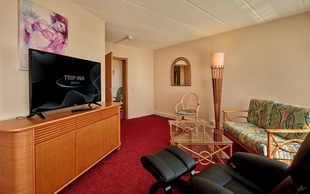 AXXON Hotel 6/41