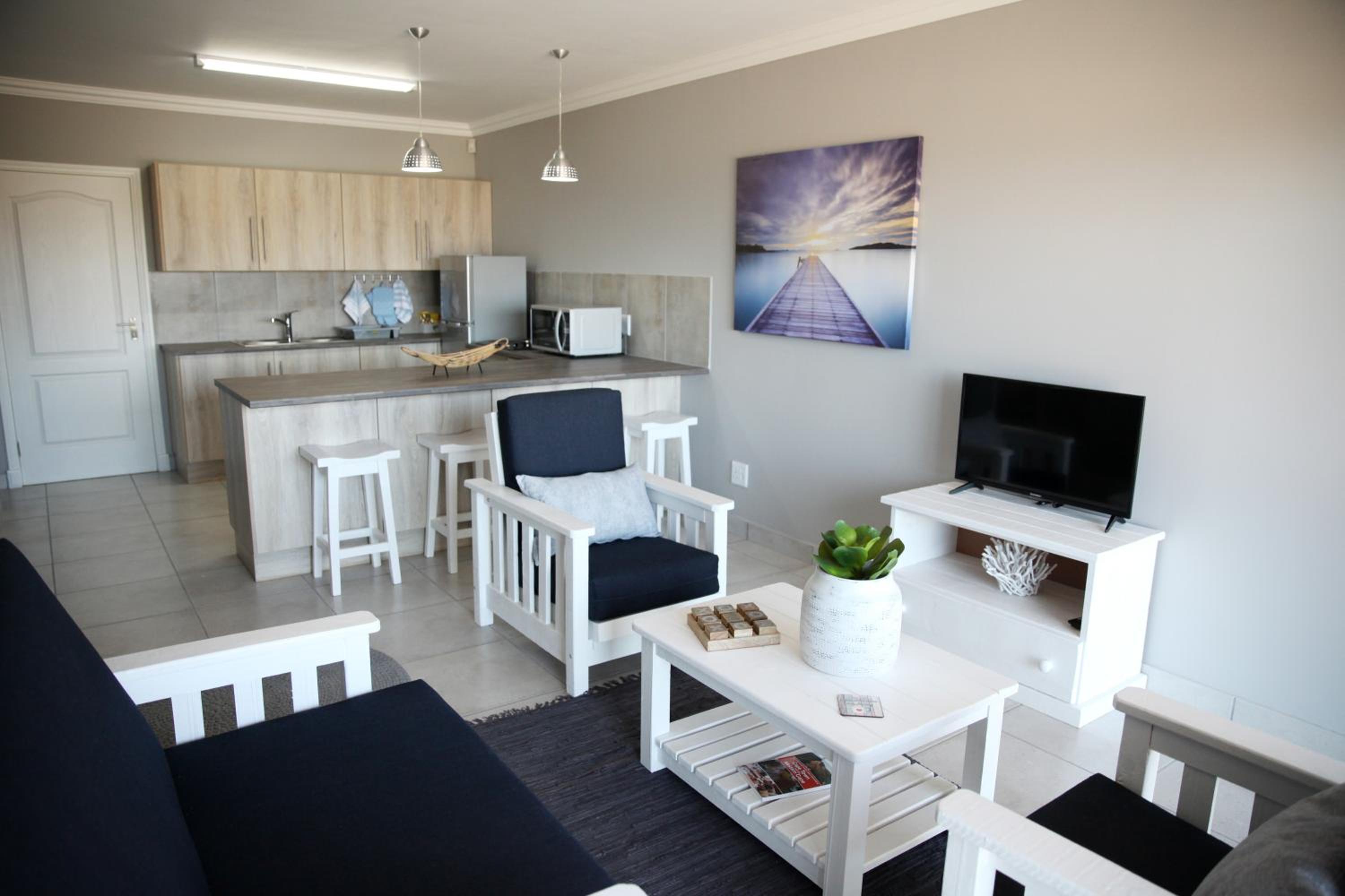Mari-Amor Self-Catering Apartments 16/23