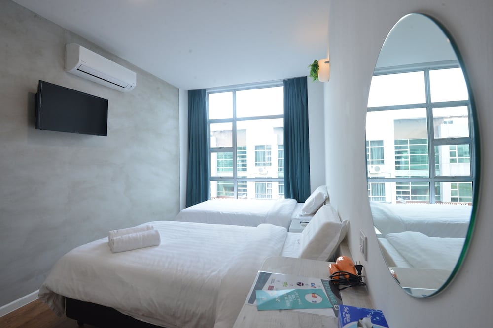 Vrest Hotel 27/33