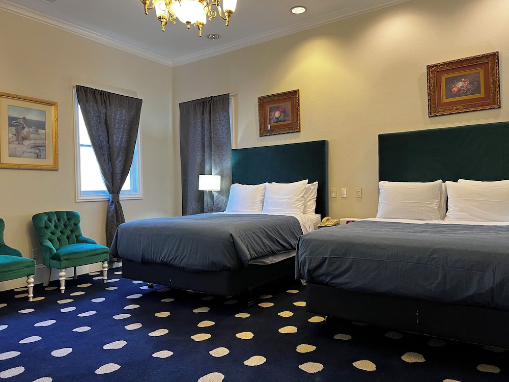 Deluxe, Suite, 2 Queen Beds