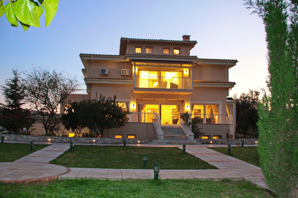 Villa Metaxas 1/50