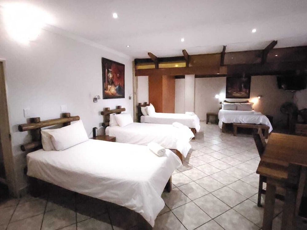 3 Rooms