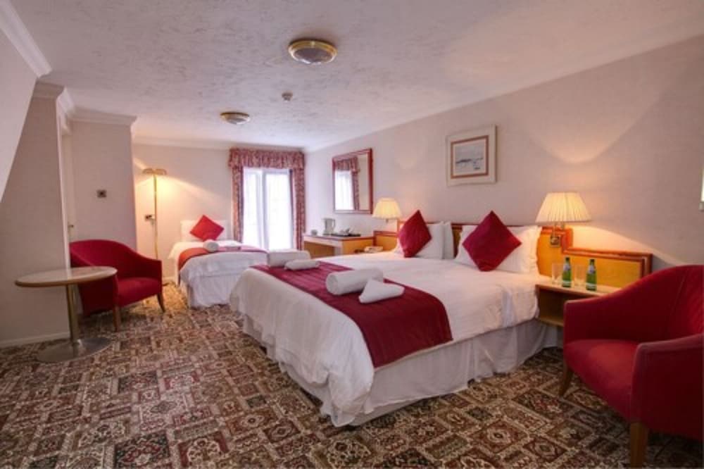 Russell Hotel - Daish's Holidays 14/59
