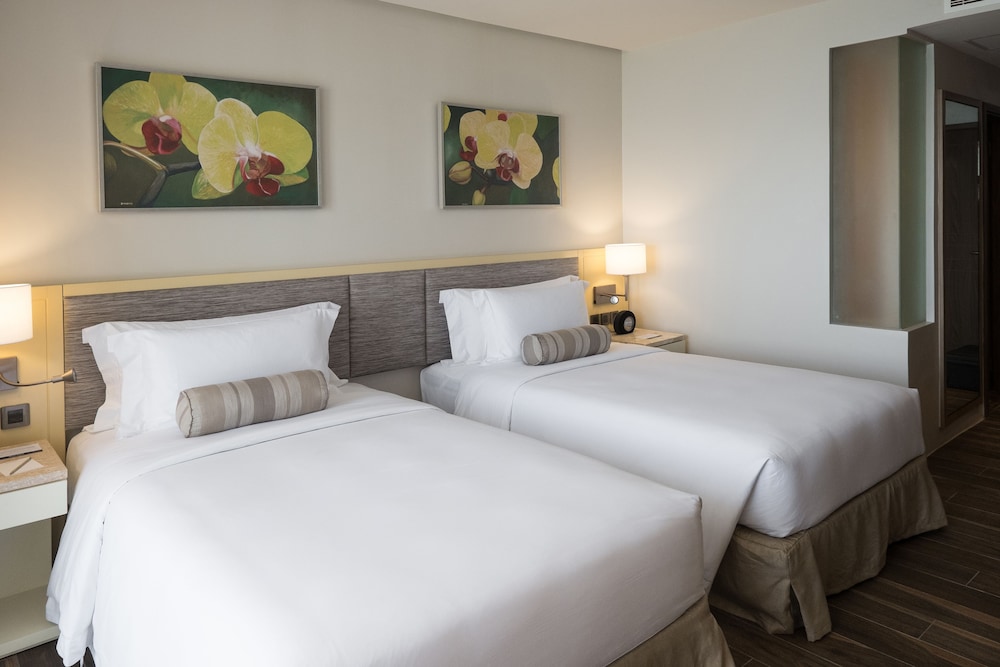 DELUXE, TWIN BEDS, SEA VIEW