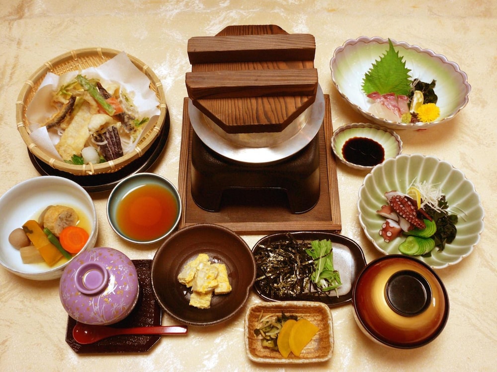 HOTEL SUNROUTE MATSUYAMA 41/45
