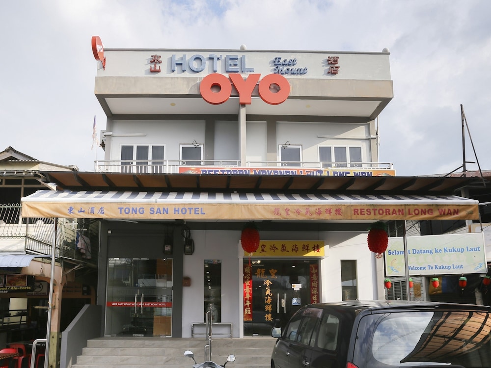 OYO 89915 East Mount Hotel in KUKUP