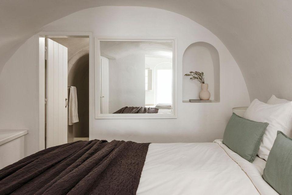 2 Bedrooms, Suite, Caldera View, Sea View