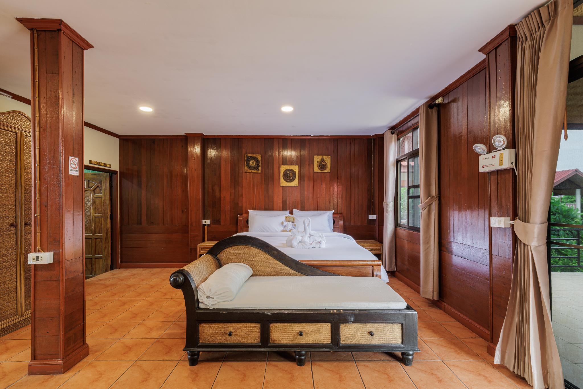 Deluxe, Suite
