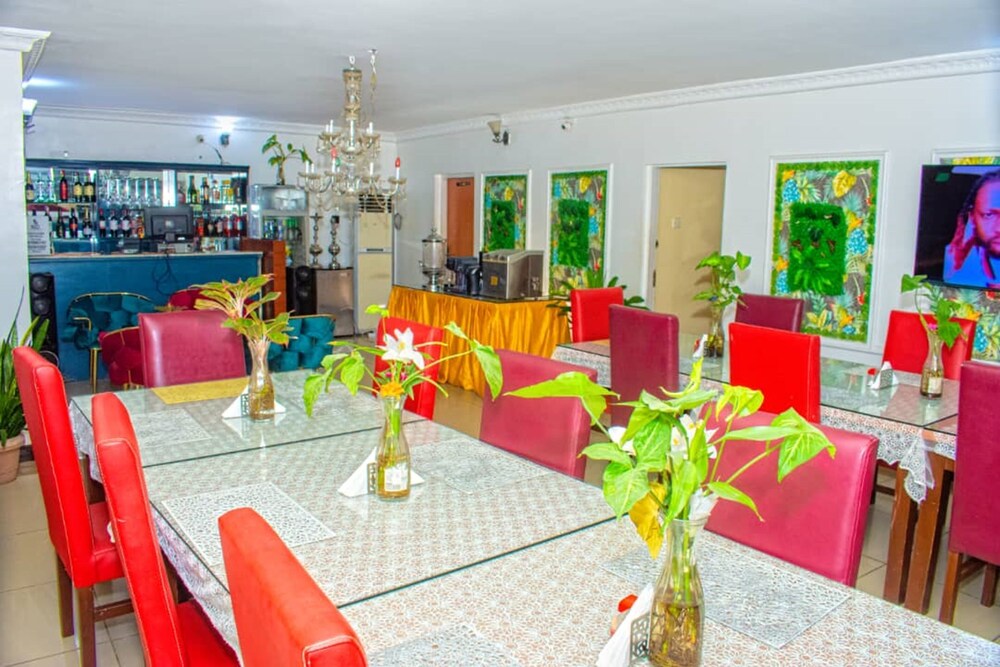 Eed Pension Boutique Hotel 33/46
