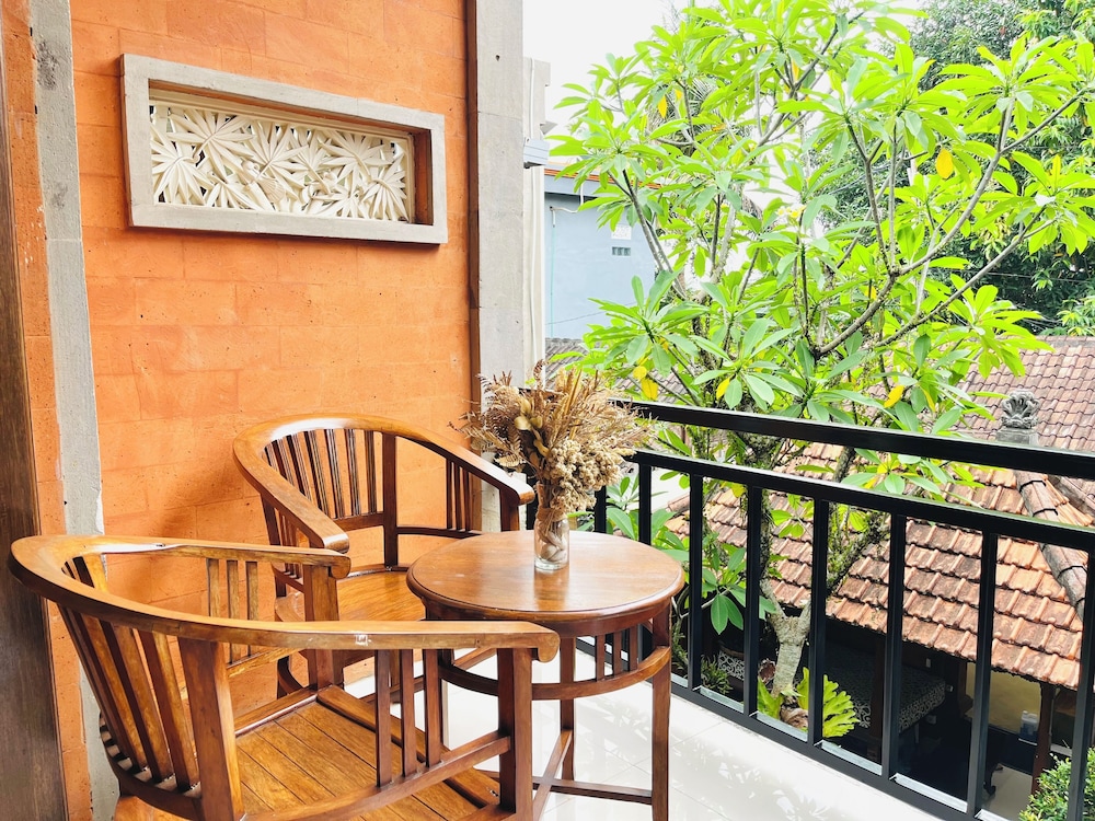 Tebesaya Homestay 40/50