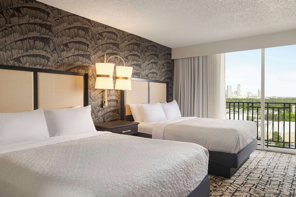 PREMIUM, SUITE, 2 DOUBLE BEDS