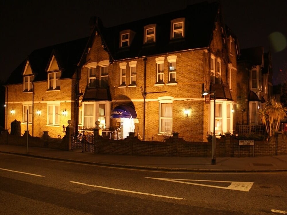 Kirkdale Hotel 1/30
