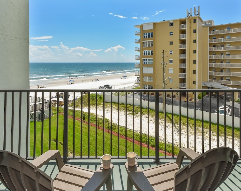 Ocean Trillium Suites 40/50