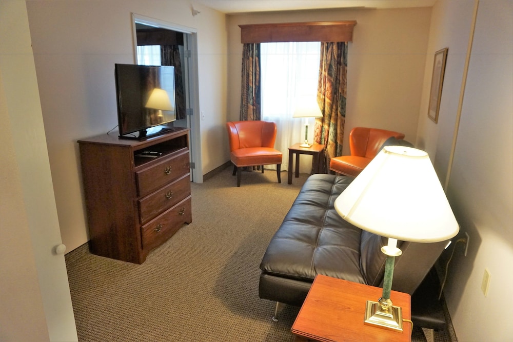 River Hills Hotel 22/66