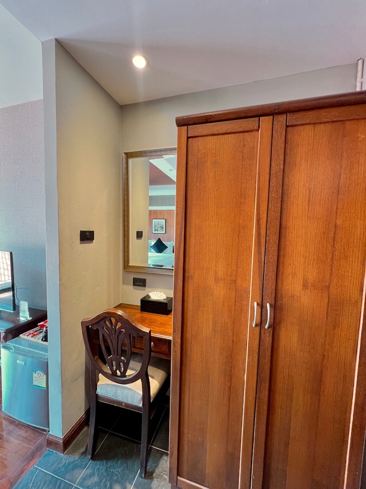 Yotaka Bangkok Hotel 7/49