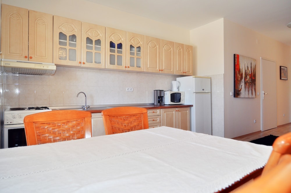 2 BEDROOMS, COMFORT, APARTMENT, BALCONY