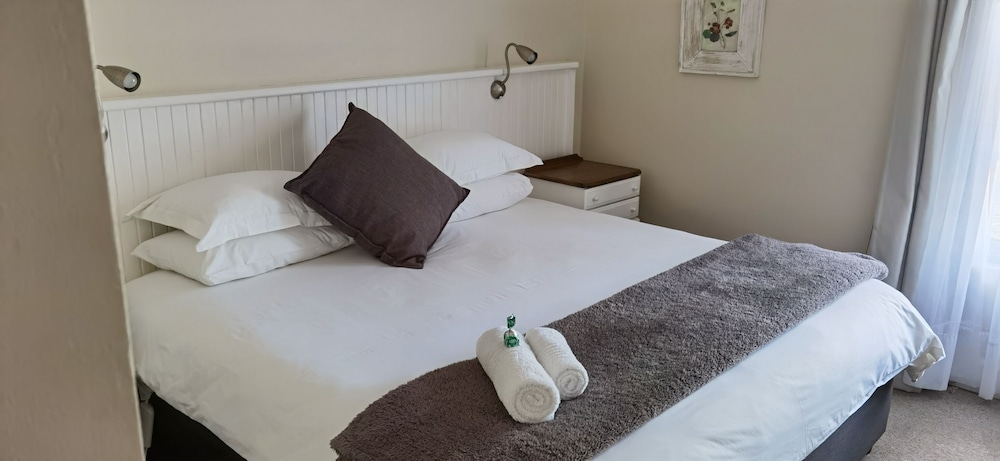 137 High Street Guest House 18/48