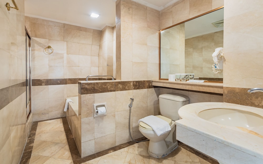 Orchid Garden Suites - Manila 64/64