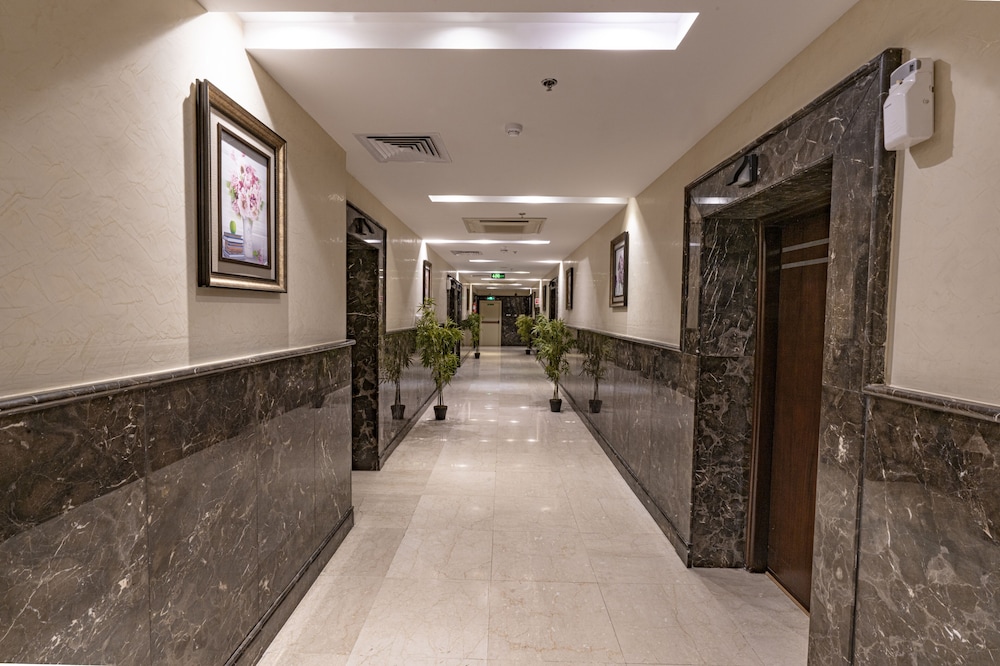 بلاتينيوم السبعين للأجنحة الفندقية(Platinum Seventy Serviced Apartments) 9/61