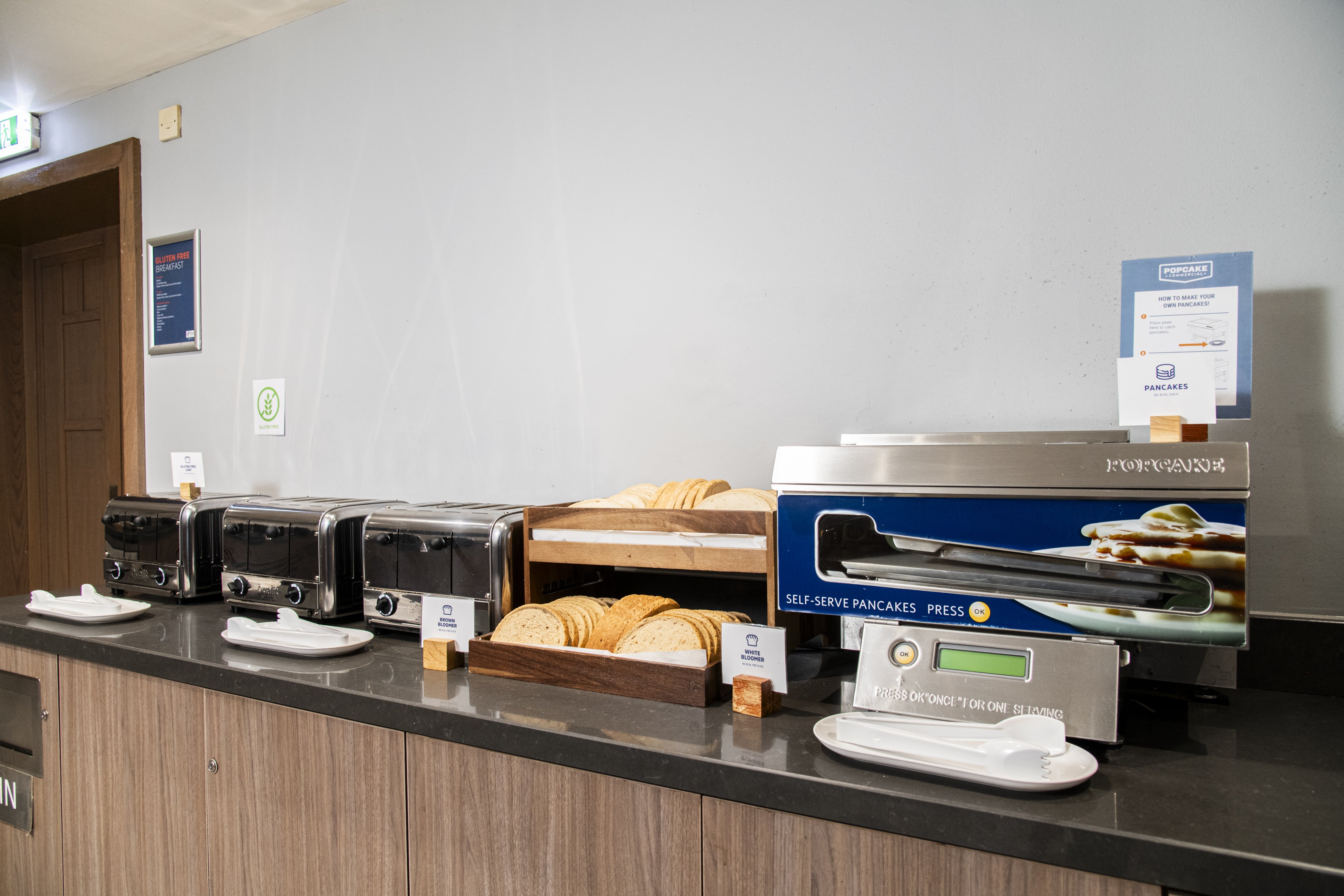 Holiday Inn Express Edinburgh Airport Ex Quality Edinburgh Airport 14/53