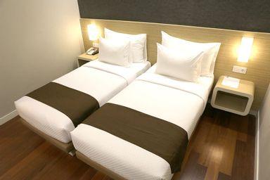 Superior, Twin Beds