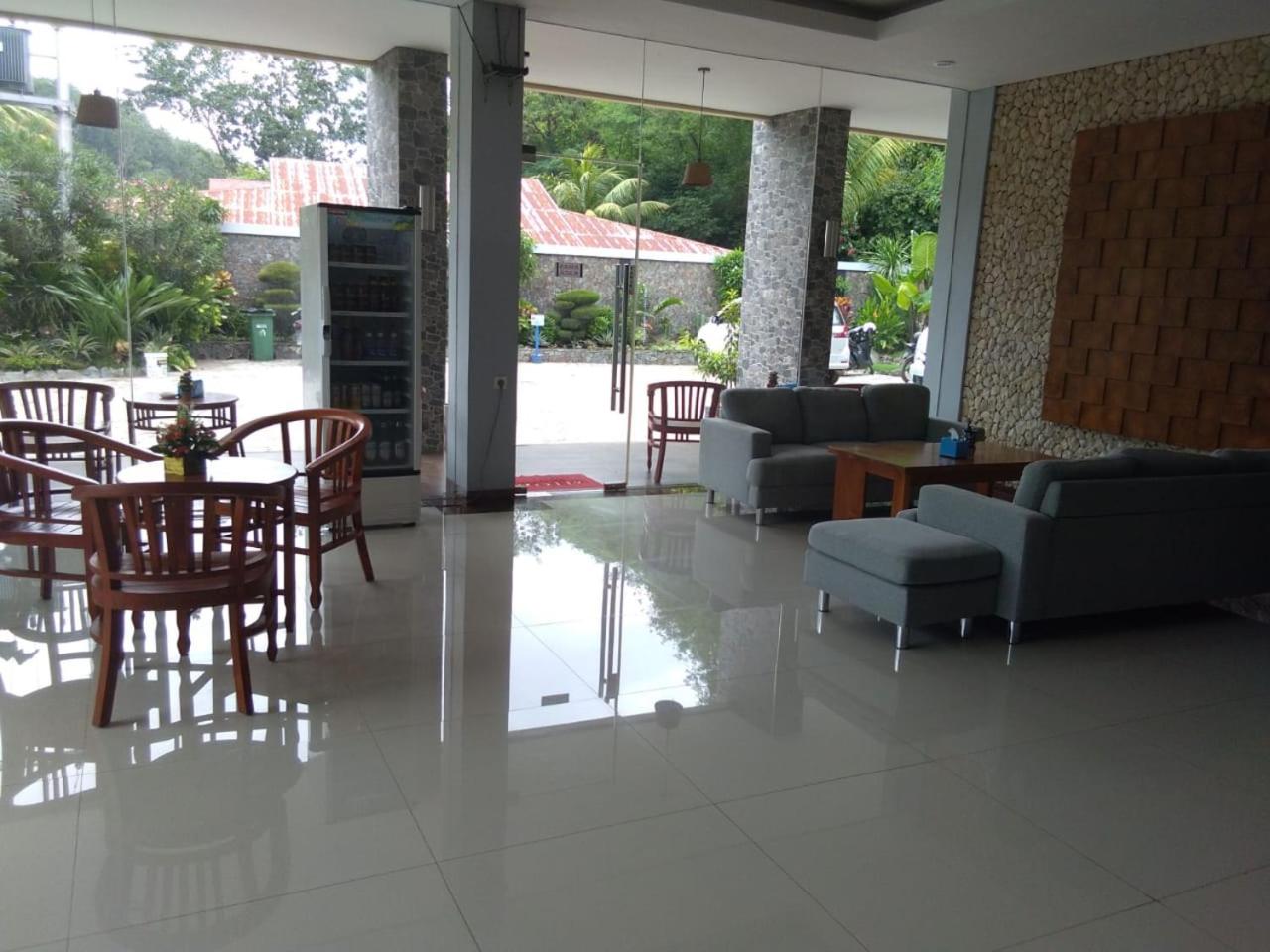Kalton Hotel Labuan Bajo 40/55