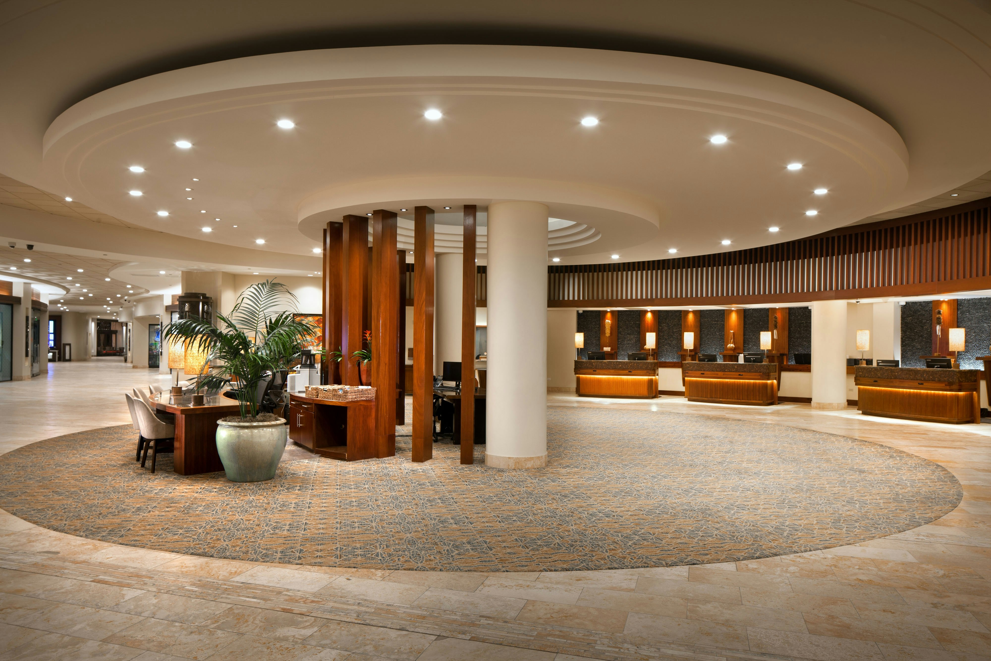 Sheraton Waikiki 7/73