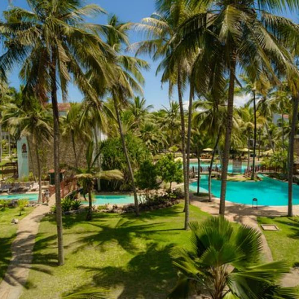 Sarova Whitesands Beach Resort and Spa 69/73