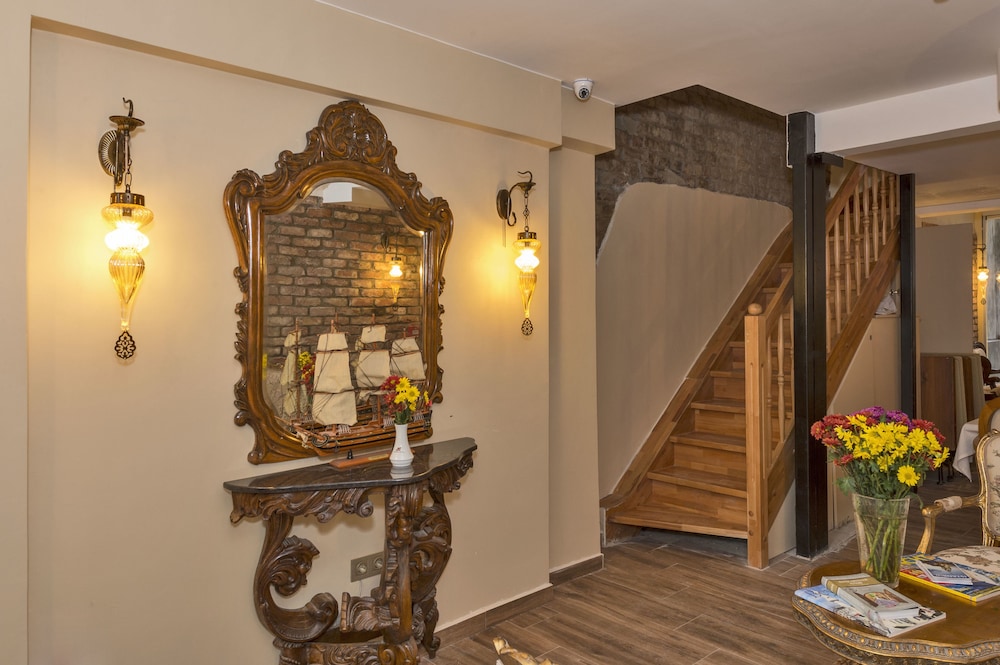 BY MURAT ROYAL HOTELS photo2