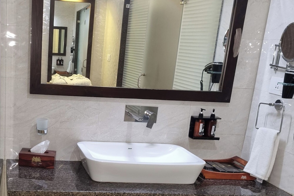 HOTEL LABH GARH PALACE 50/55