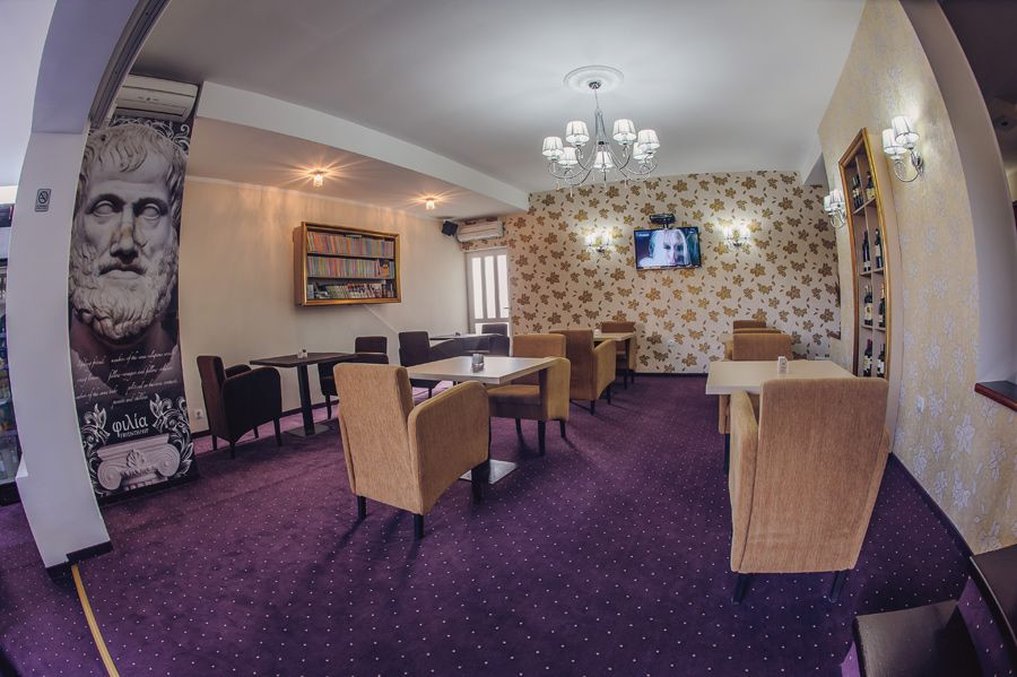 Philia Hotel 35/48