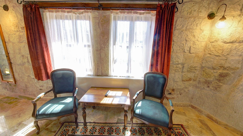 Dervish Cave House 24/50
