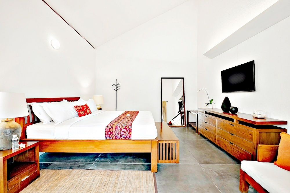 Mayaloka Villas Seminyak 24/76