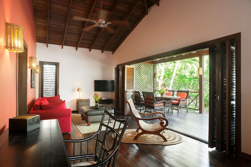 Le Phare Bleu Boutique Hotel And Marina 35/64