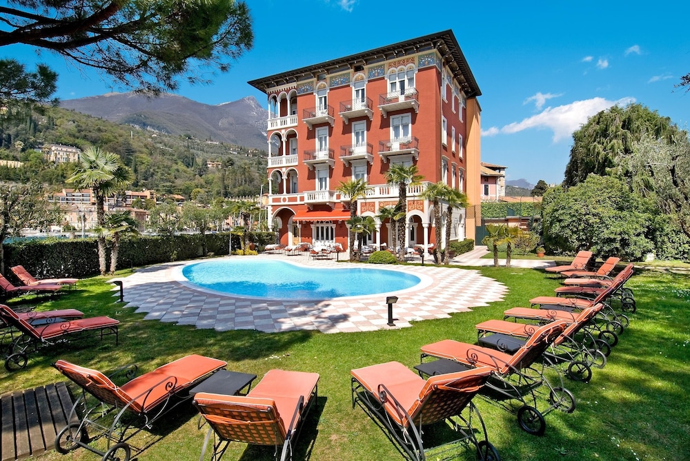 HOTEL MILANO 4/40