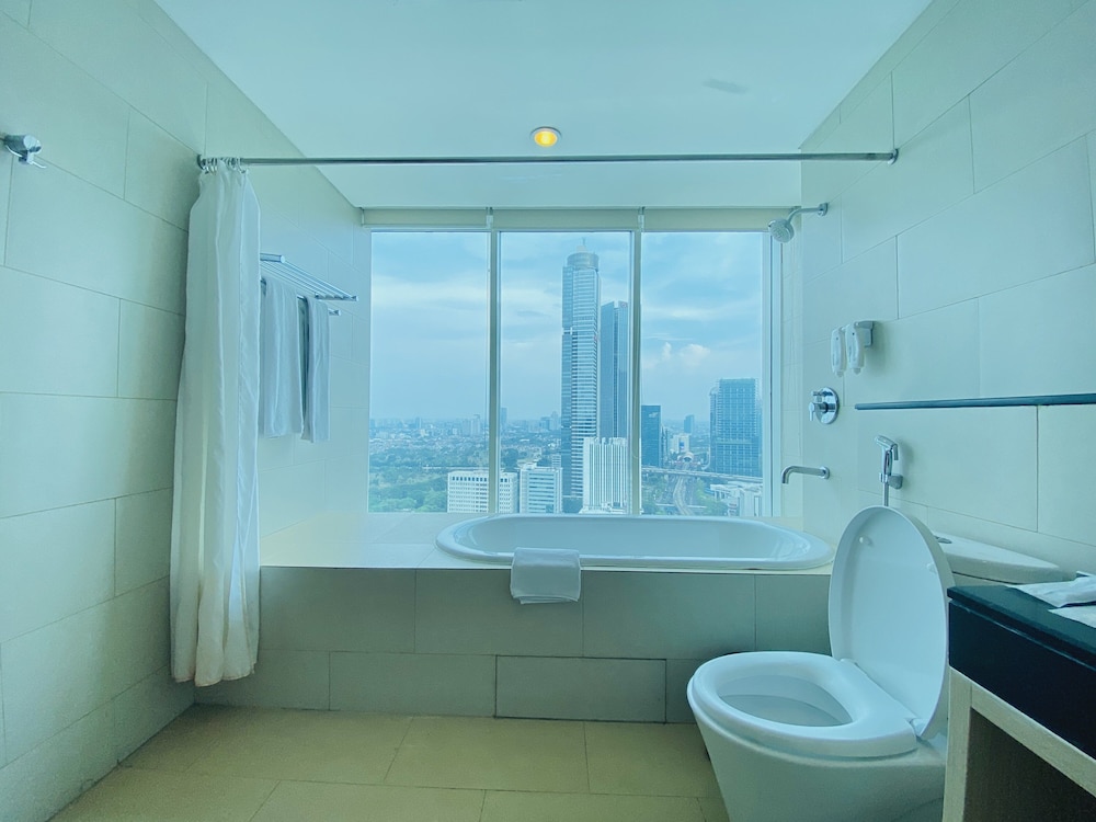 HABITARE Rasuna Jakarta 53/56