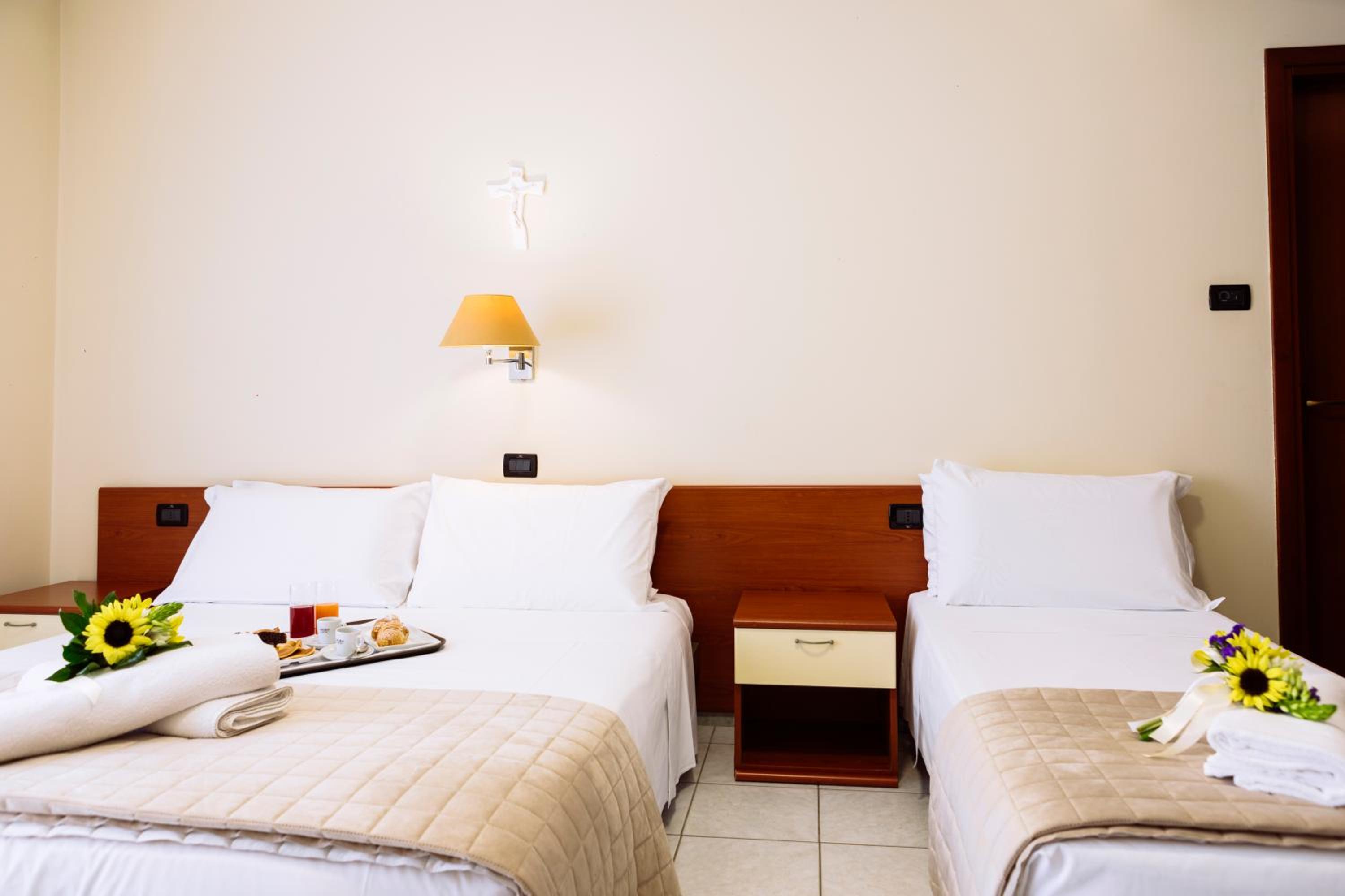 Hotel Leon 14/50