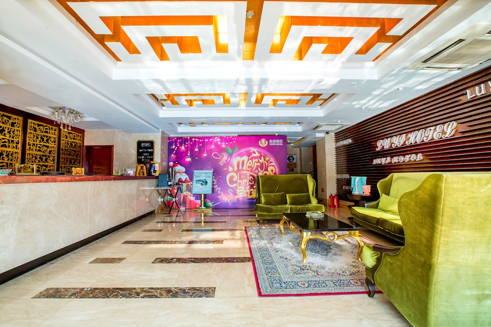 Louis Hotel Zhongshan 8/40