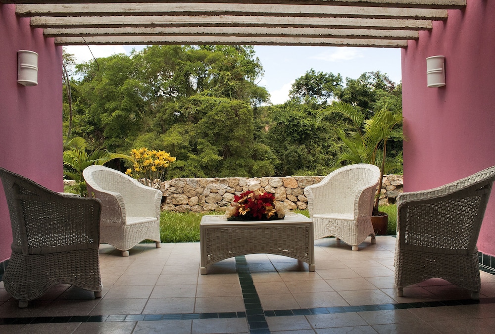 Hotel Guadaira Resort 46/49