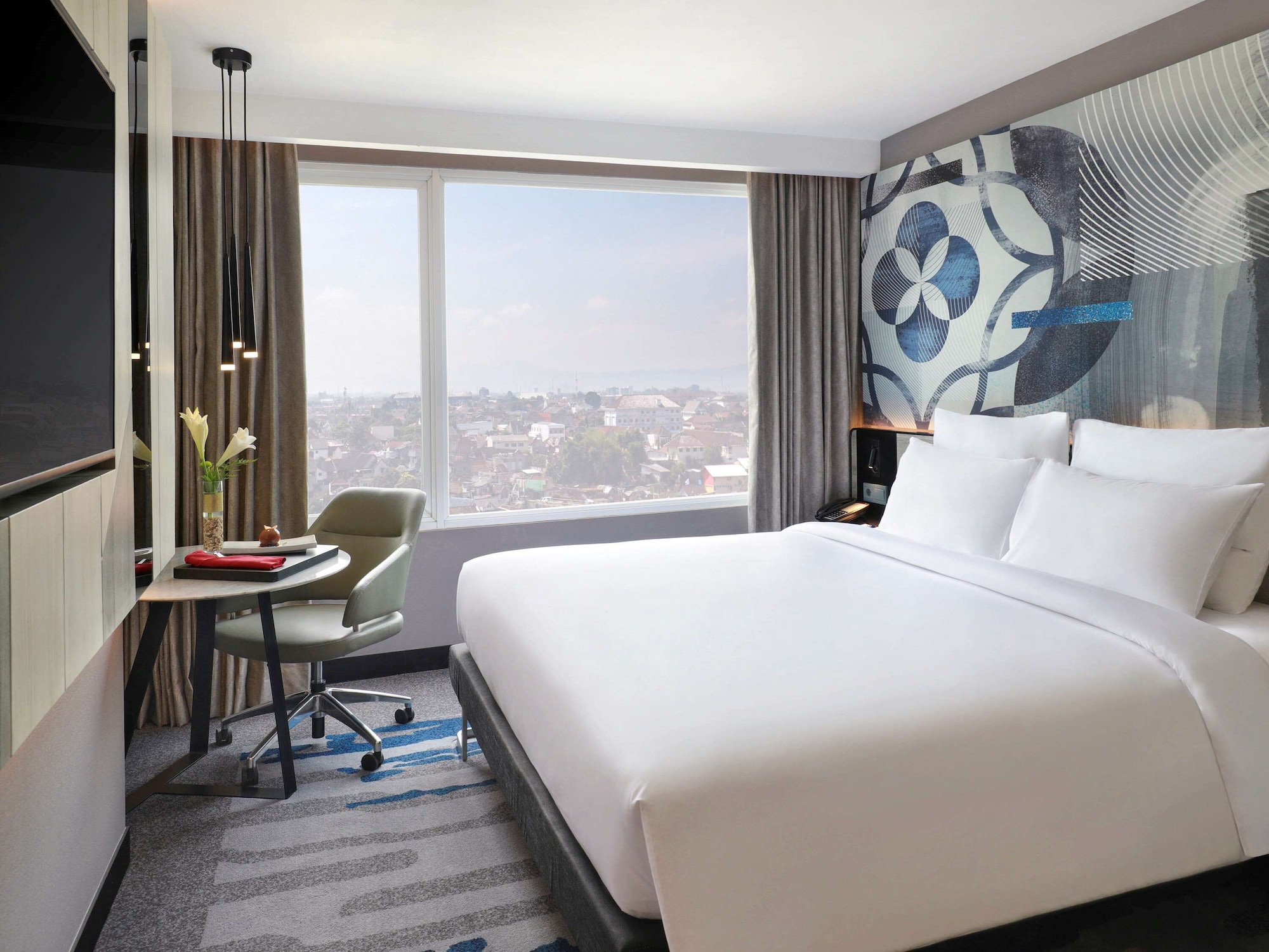 SUPERIOR, STUDIO, KING BED