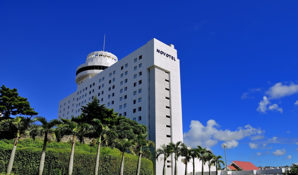 INFINISIS NAHA SHURIJO by Hewitt Resort 6/69