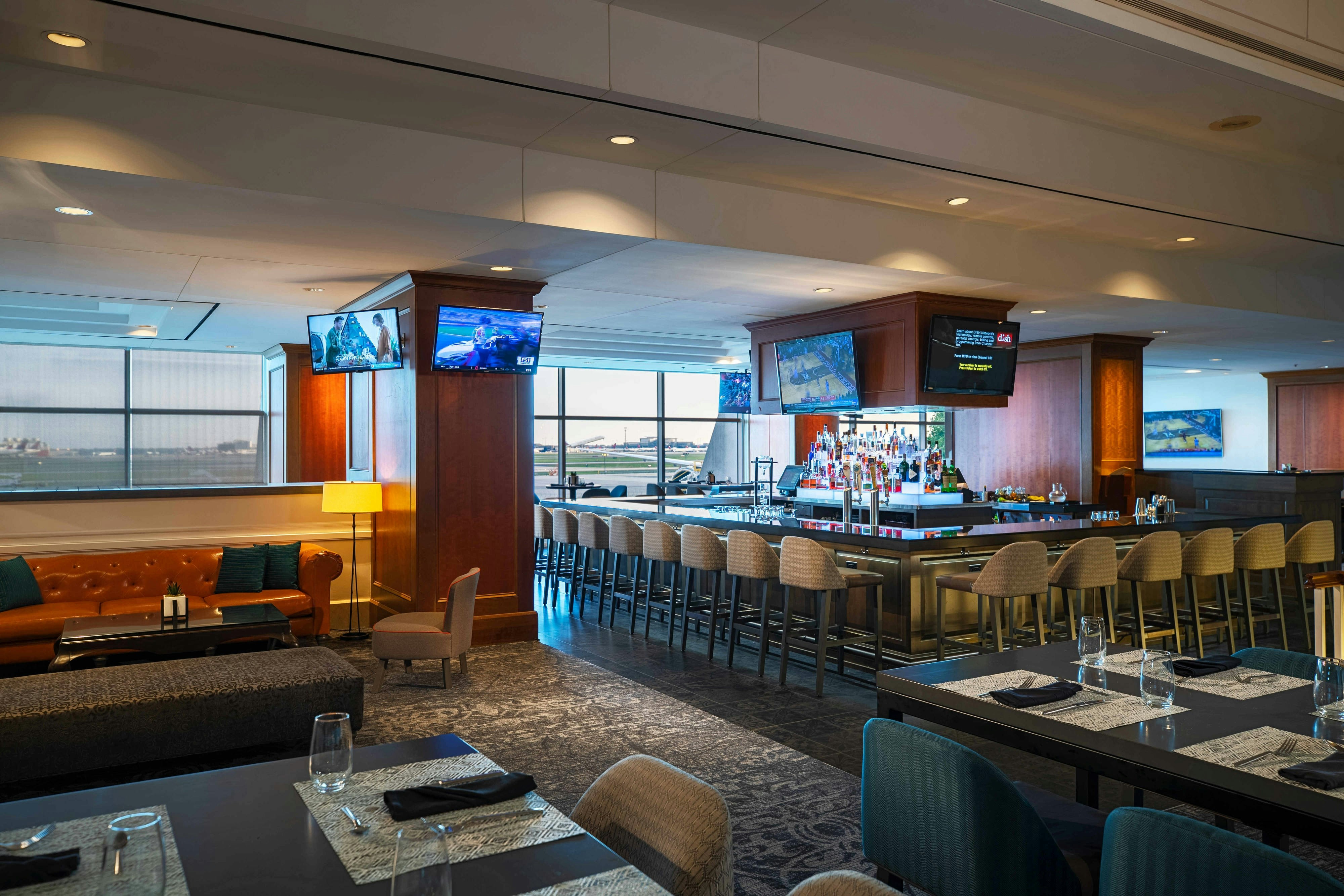Renaissance Concourse Atlanta Airport 14/19