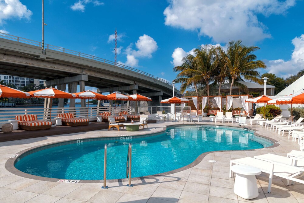 Waterstone Resort And Marina Curio Collection Ex Waterstone Resort Marina A Doubletree By Hilton in BOCA RATON - FL