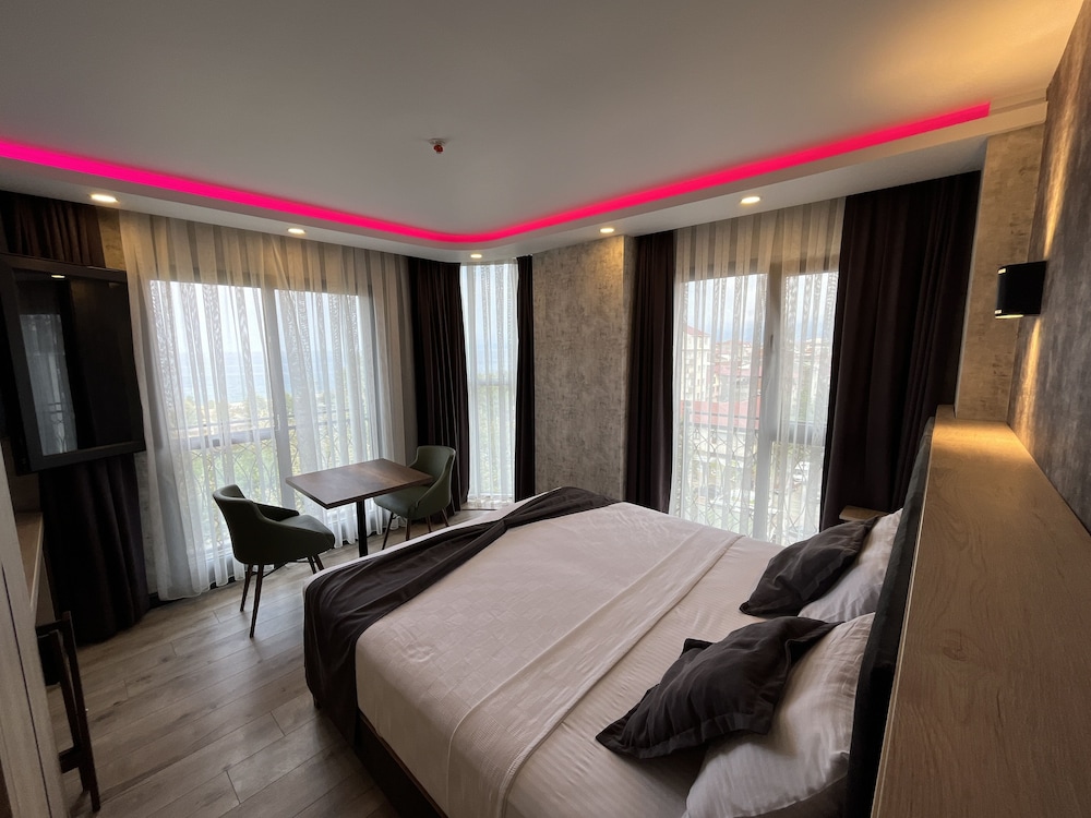 Avni Bey Otel 16/43