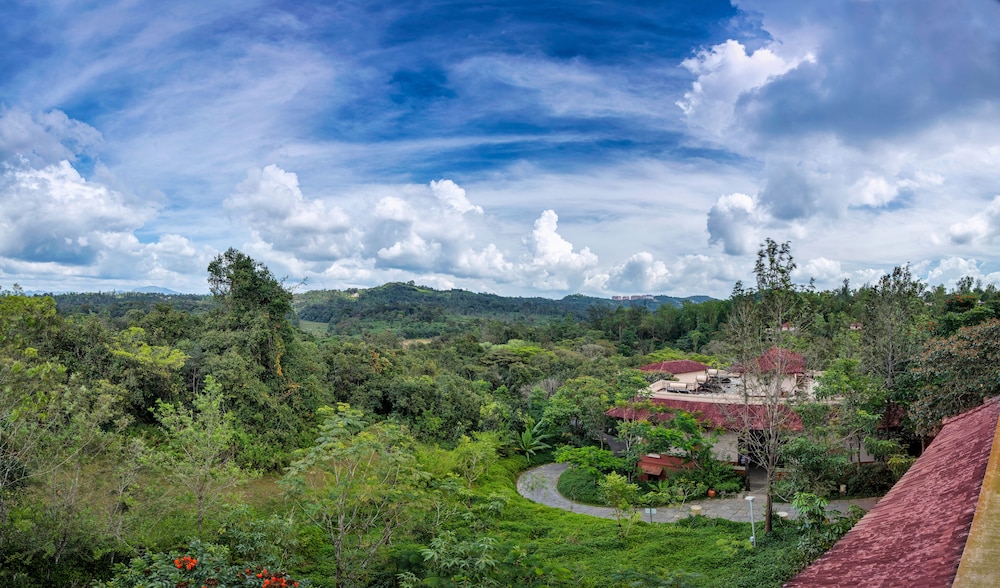 Club Mahindra Madikeri, Coorg 40/50