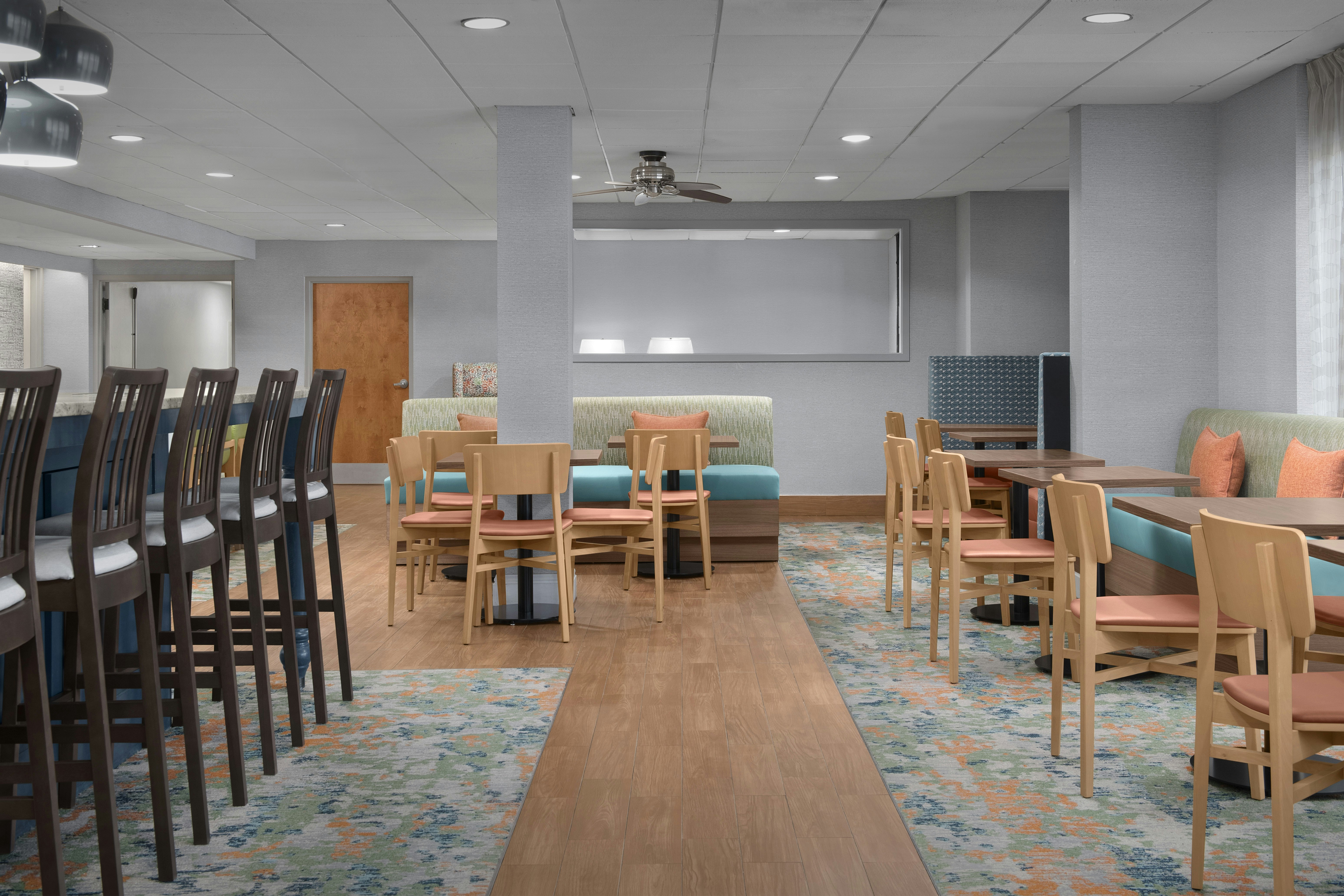 Hampton Inn Pittsburgh-Greentree 34/35