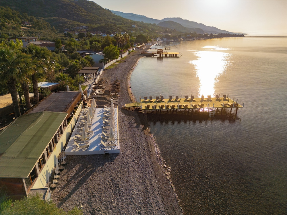 Assos Kayalar Blue Beach Hotel 48/50