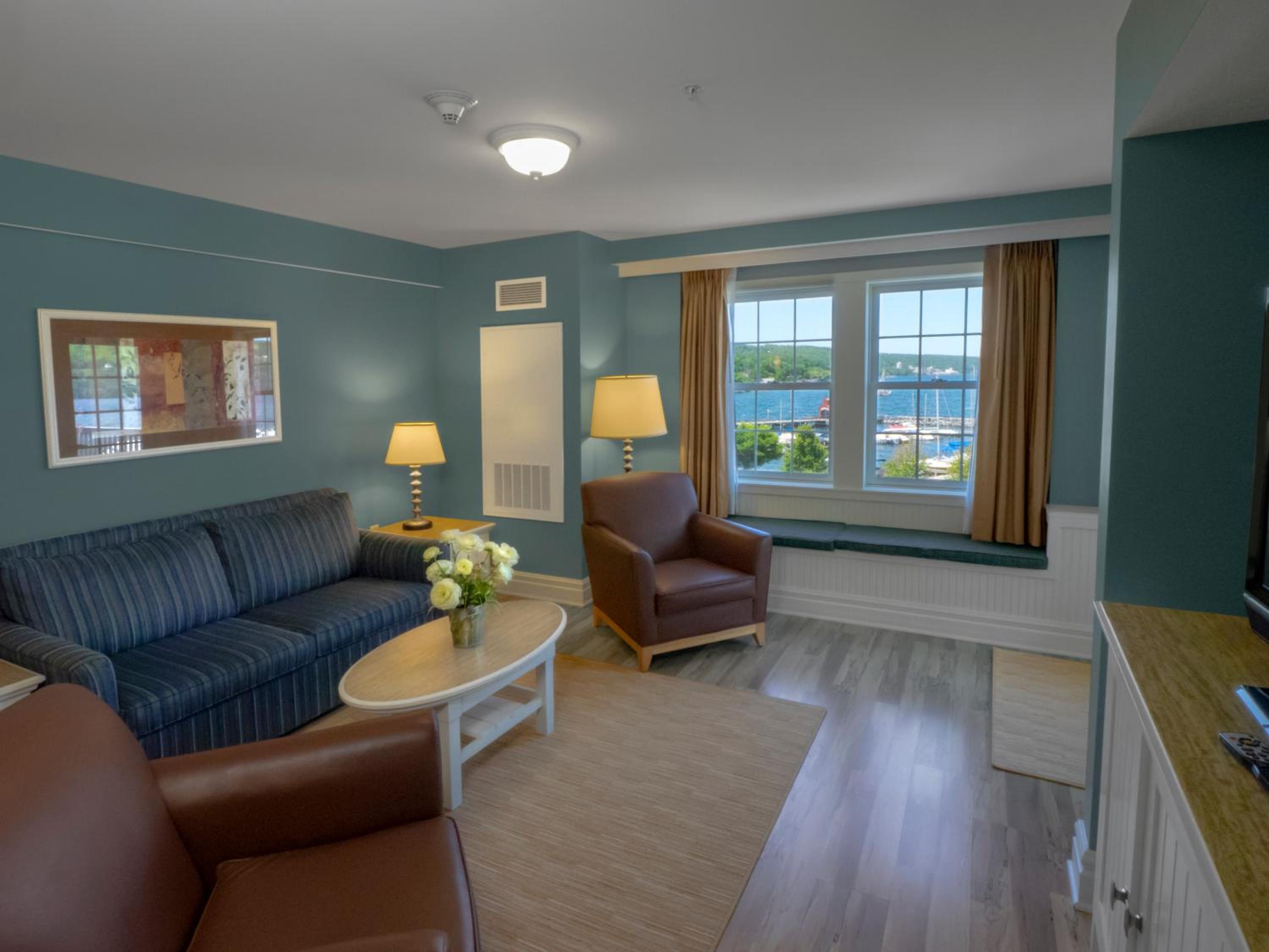 Watkins Glen Harbor Hotel 16/34